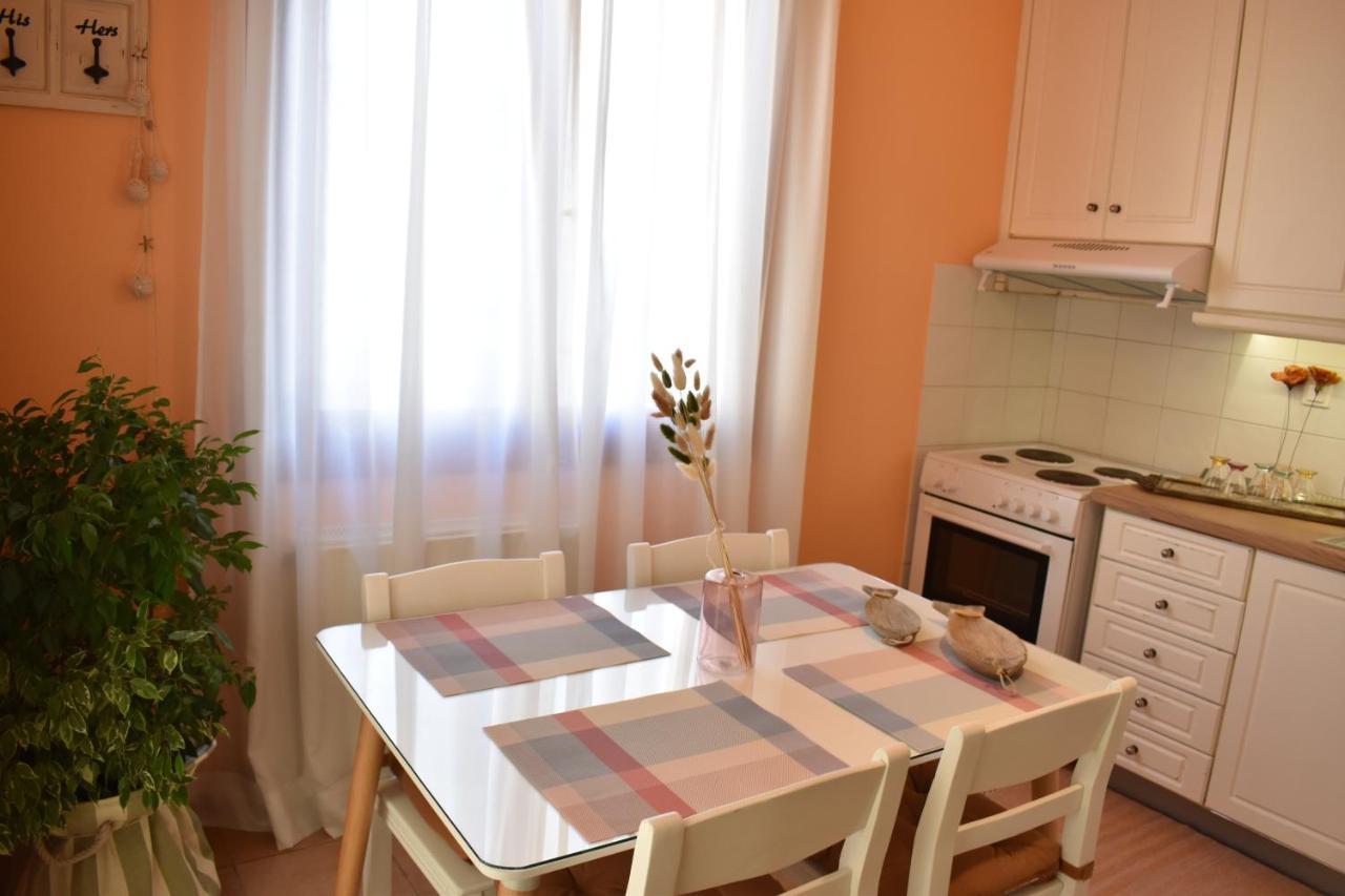Άlthea Apartment Chalkís Exterior foto